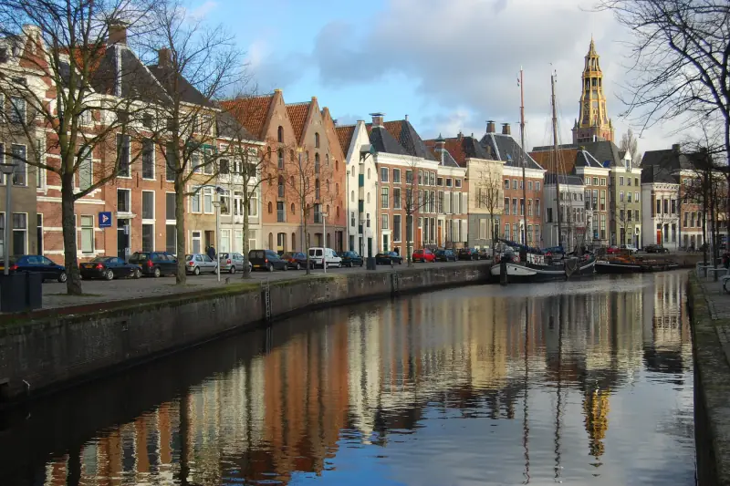 De Hoge der A met de Martinitoren in Groningen